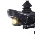 Joystick z podświetleniem, idealny do symulatorów i gier.