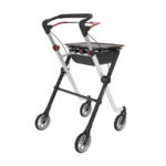 Wózek inwalidzki z ergonomicznymi uchwytami i dużymi kółkami.