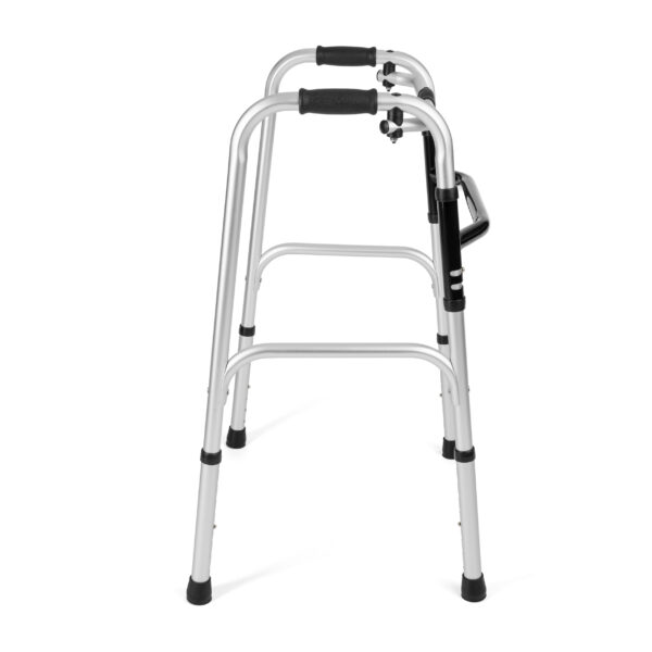 Wózek inwalidzki z aluminiową konstrukcją i uchwytami.
